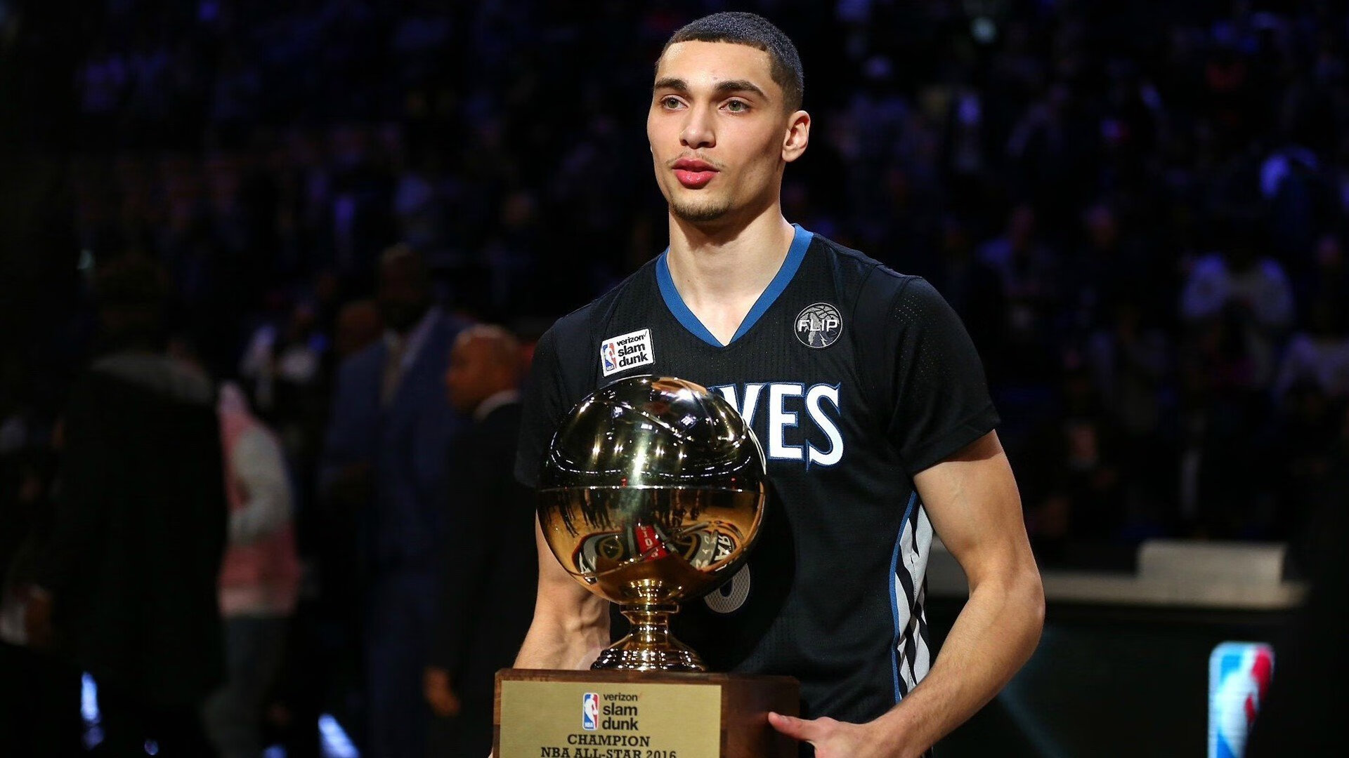 超级逆袭：球队如何在关键时刻逆转！，逆袭的球星